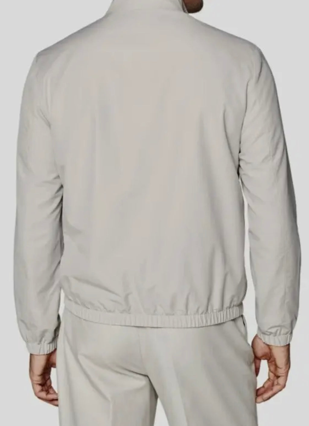 Achterkant heren bomberjack pearl - minimalistisch design witte achtergrond