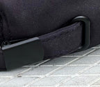 Zwarte heren pet met verstelbare metalen sluiting - achterkant detail